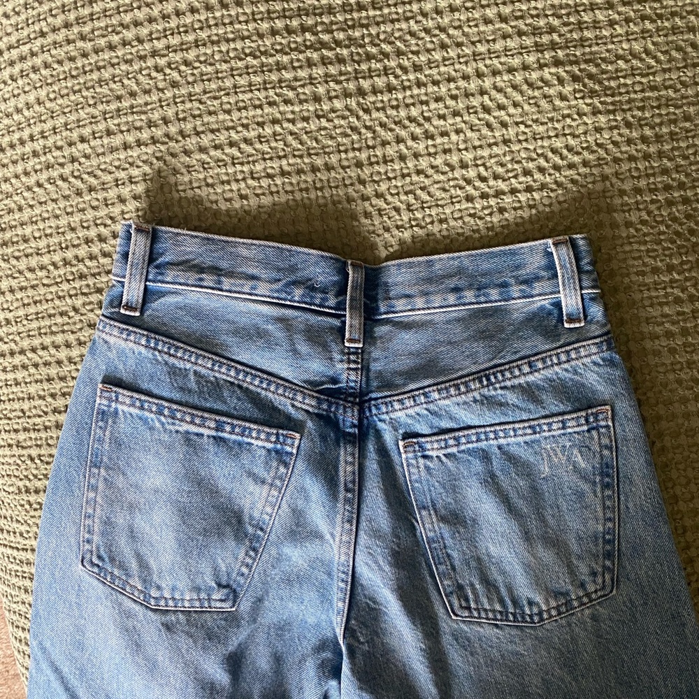 NWT Uniqlo x JW Anderson Straight Jeans - Picture 4 of 5